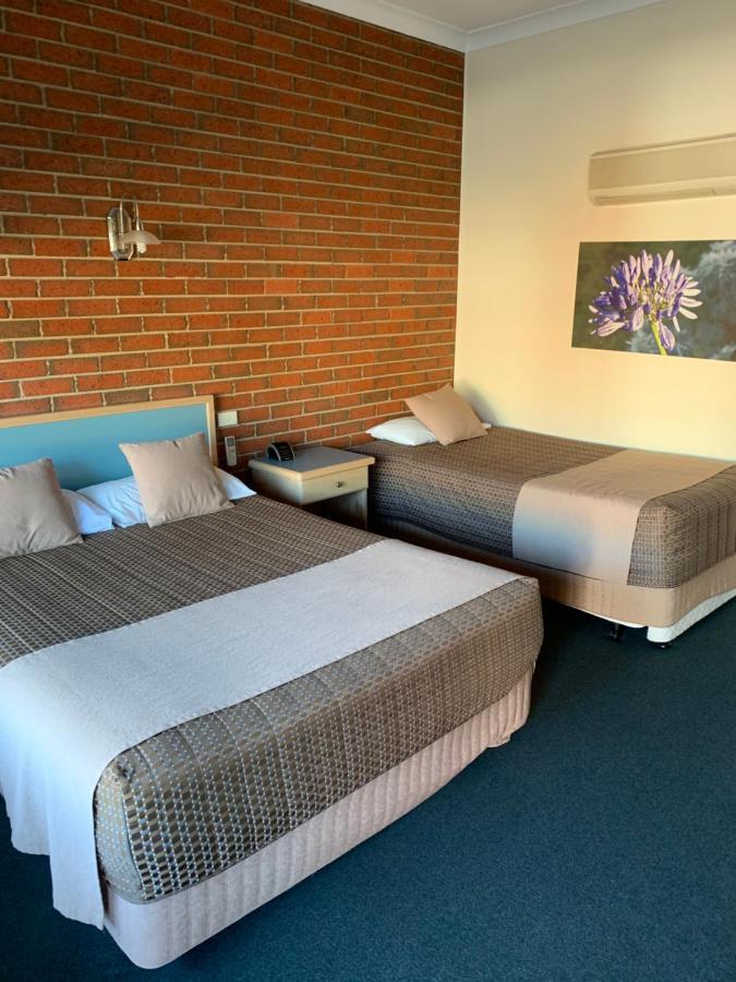 Bairnsdale Tanjil Motor Inn Экстерьер фото