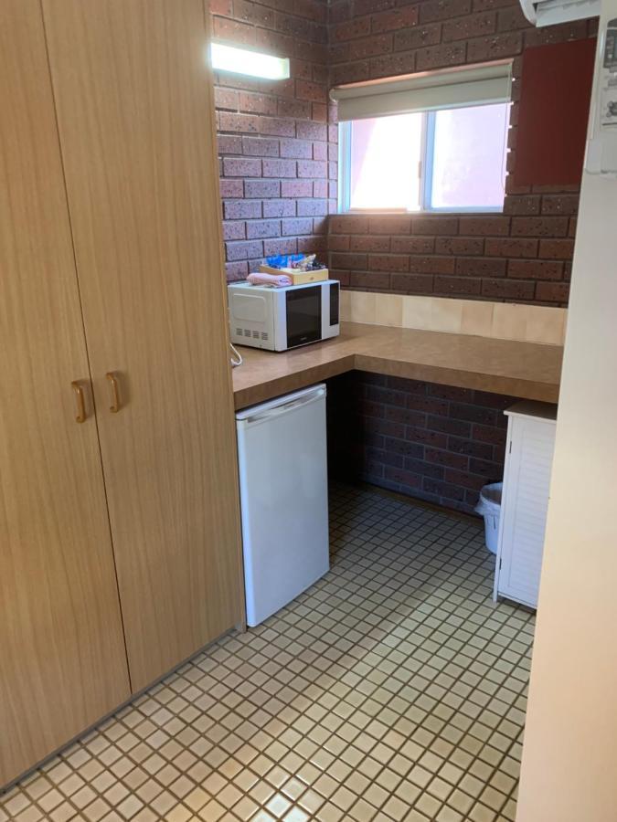 Bairnsdale Tanjil Motor Inn Экстерьер фото