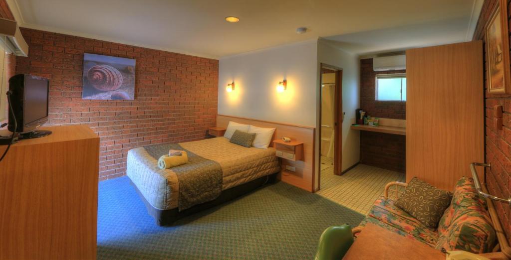 Bairnsdale Tanjil Motor Inn Экстерьер фото