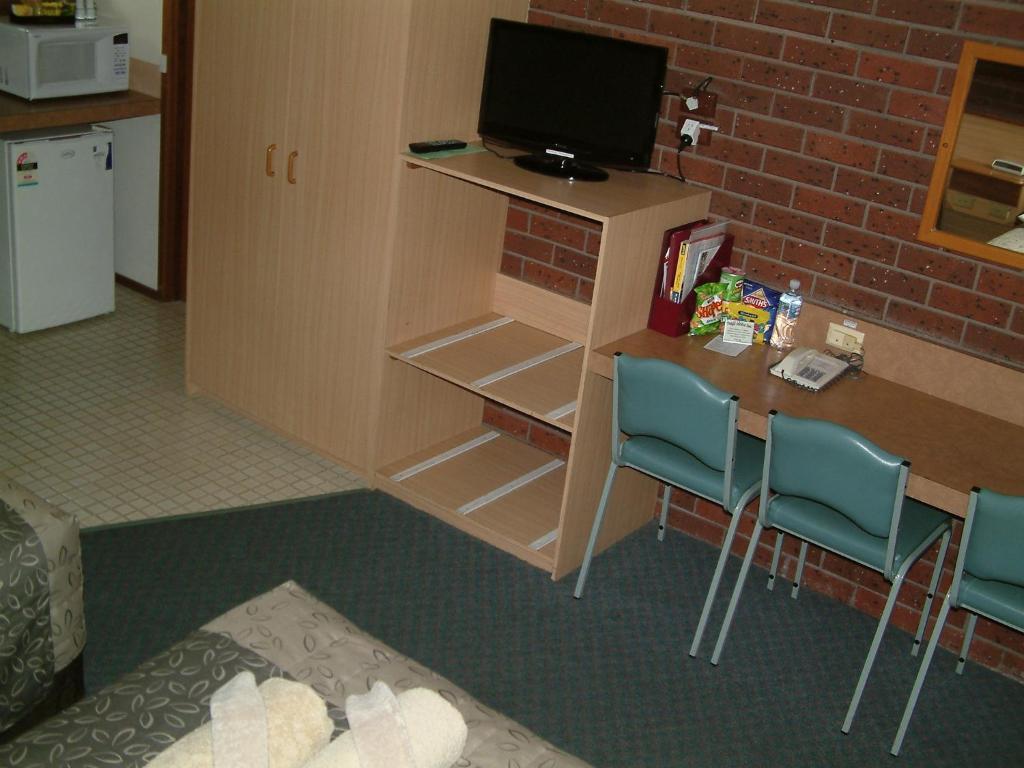 Bairnsdale Tanjil Motor Inn Экстерьер фото