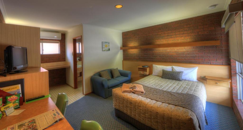 Bairnsdale Tanjil Motor Inn Экстерьер фото
