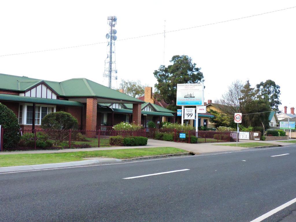 Bairnsdale Tanjil Motor Inn Экстерьер фото
