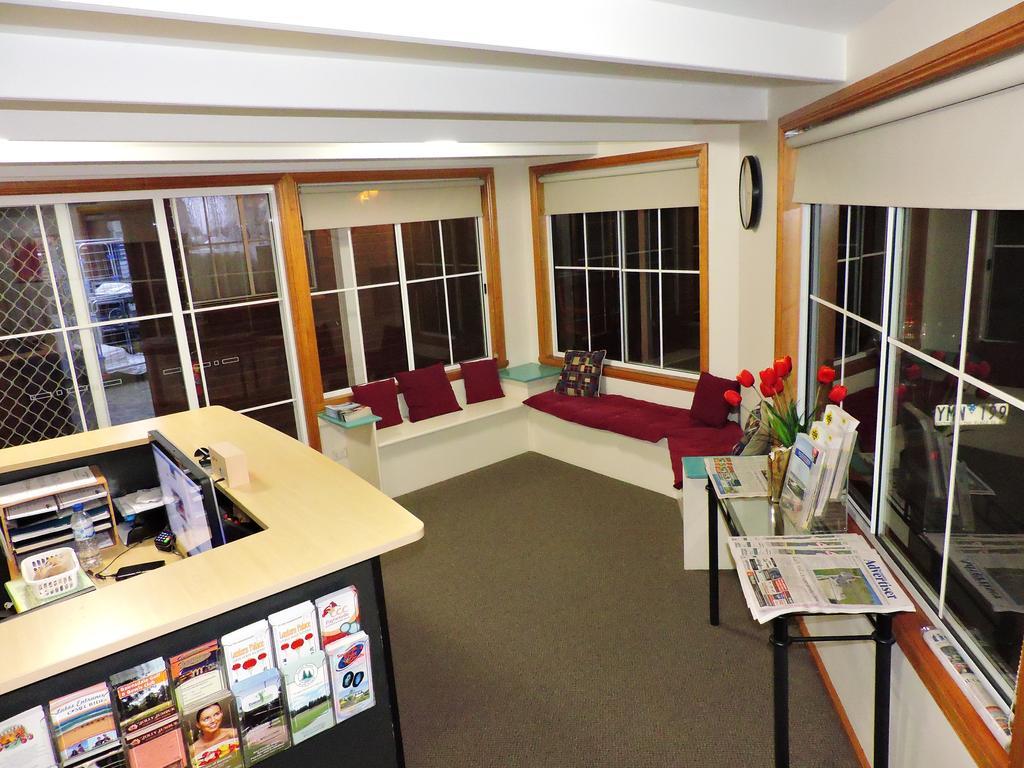 Bairnsdale Tanjil Motor Inn Экстерьер фото